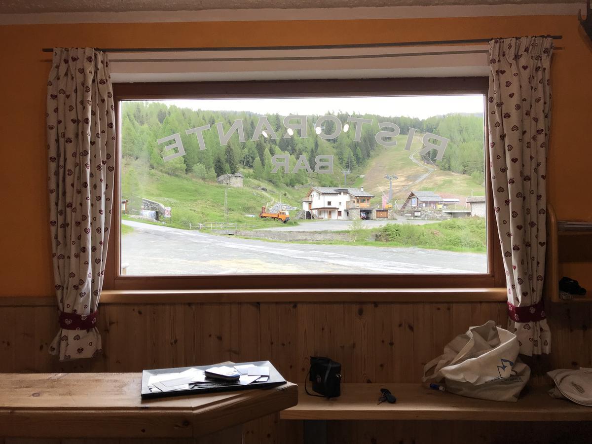 Hotel Sasso Nero Chiesa in Valmalenco Zewnętrze zdjęcie